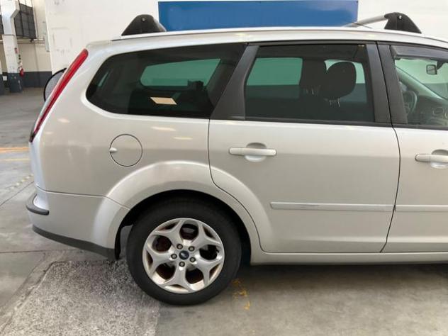 FORD Focus + 1.6 TDCi (90CV) SW rif. 23887849 - Foto 3