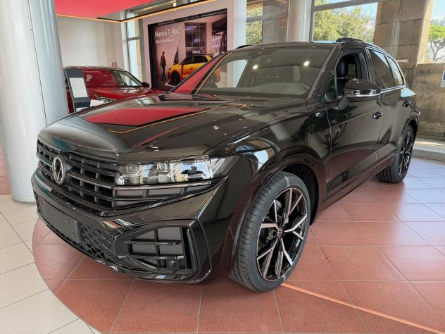 Volkswagen Touareg 3.0 V6 TDI SCR 170kW R-Line Final Edit