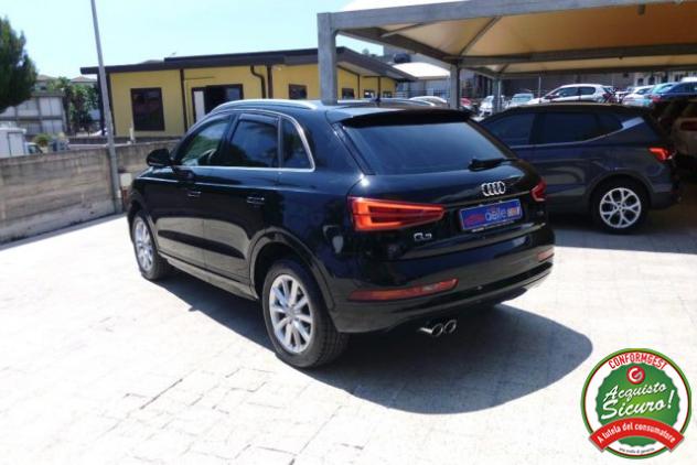 AUDI Q3 2.0 TDI 120 CV Design rif. 23940174 - Foto 5