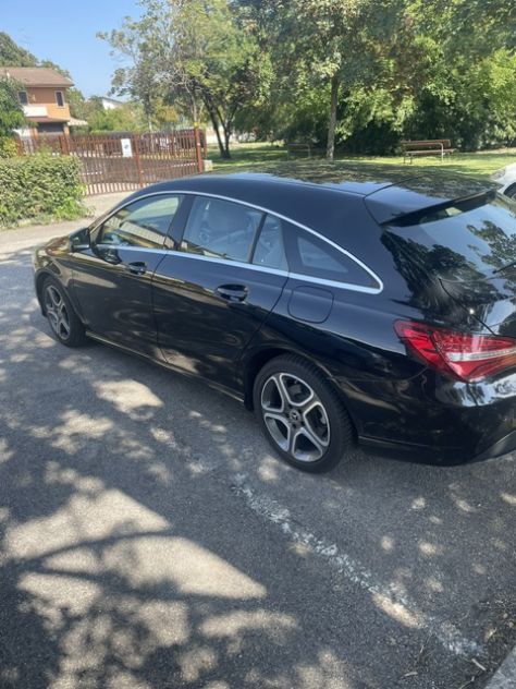 Vendo Mercedes Benz CLA 180 d Shooting Brake Anno 2017 - Foto 3