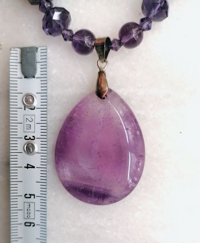 ORIGINALE COLLANA IN AMETISTA NATURALE E CRISTALLI CON PENDENTE IN AMETISTA. - Foto 10
