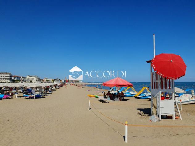 RIFERIMENTO FC100 - HOTEL 3S Super FRONTE MARE CON PISCINA - Foto 3