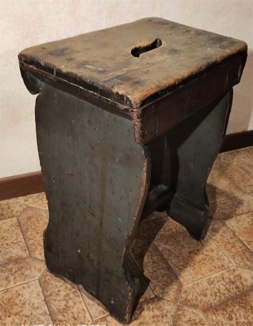 Sgabello di fine 800. - Foto 2