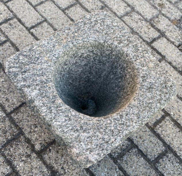 Tsukubai Chozubachi in pietra granito medie - Foto 2