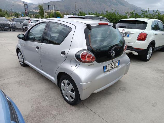 TOYOTA Aygo 1.0i 68CV - NEOPATENTATI - Foto 6