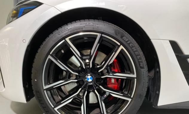 BMW Serie 4 420i M SPORT PRO 19" Camera LED Pelle Harman Kardon - Foto 6