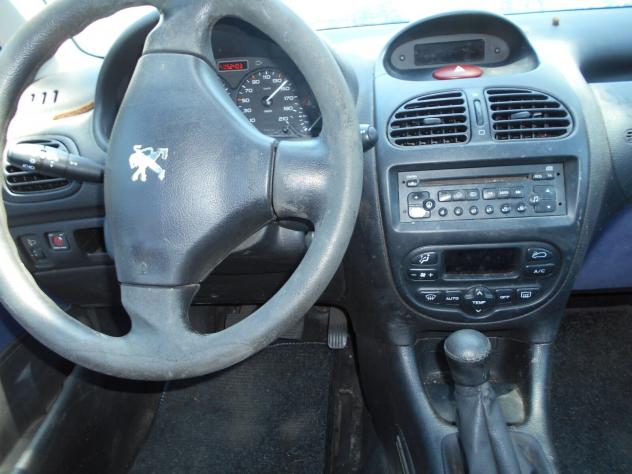 Peugeot 206 - Foto 8