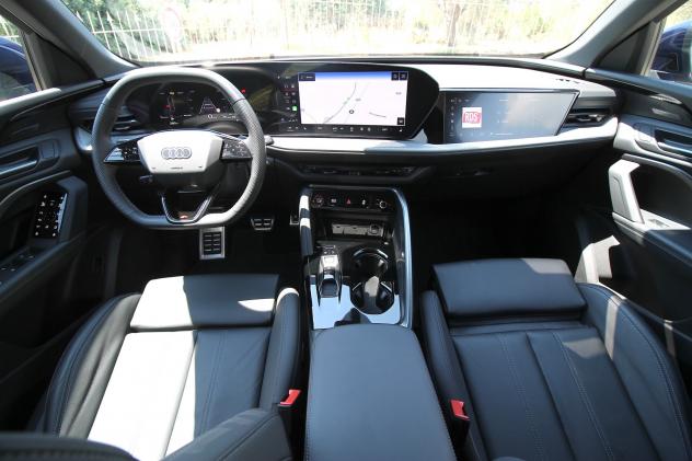Audi Q5 40 TDI S tronic Launch edition line 2025 - Foto 8