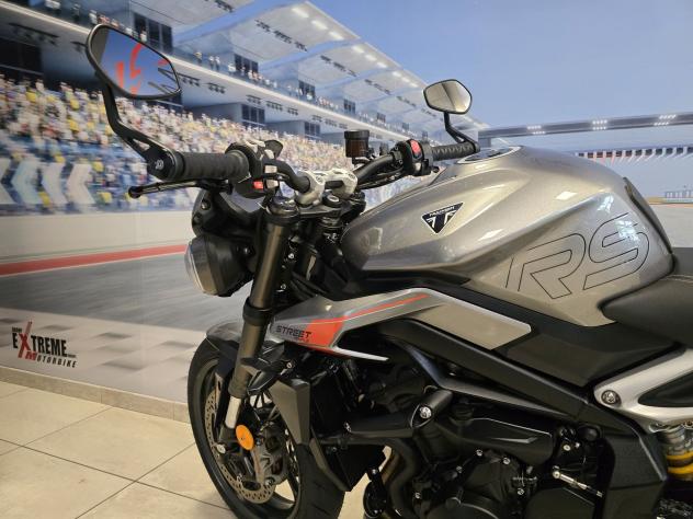 Triumph Street Triple RS - 03/2023 -Km 28700 - Foto 9