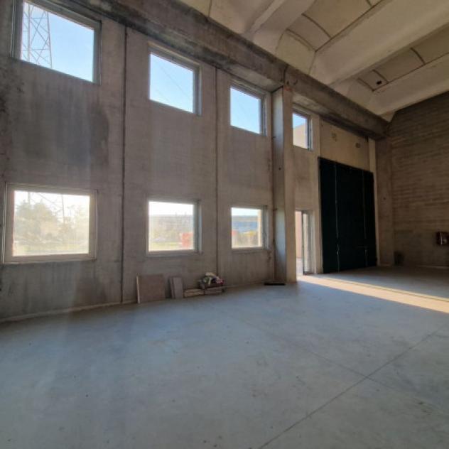 Immobile di 595 m² con 3 locali in affitto a Arese - Foto 15