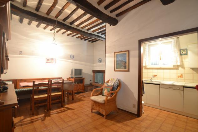RUSTICO di 8 vani e di 300 mq (ALTOPASCIO - Ponte alla Ciliegia) rif. 3081 - Foto 17