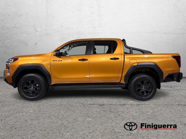 Toyota Hilux 2.8 DIESEL MILD HYBRID 48V 204 CV AUT INVINCIBLE - Foto 6