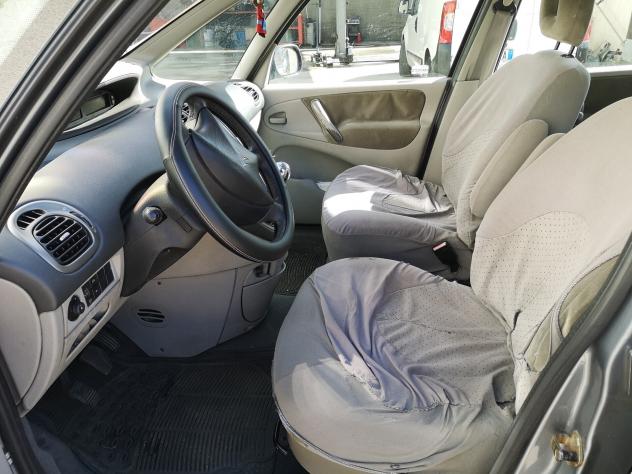 Citroen C4 2.0 HDi FAP Elegance - Foto 3