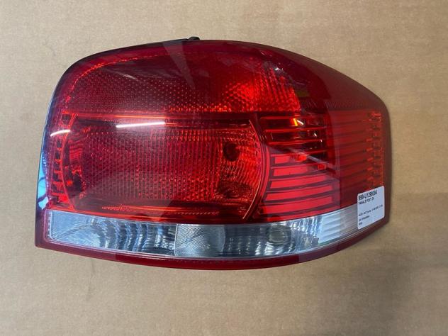 FANALE POST. DX 999-U1298094 Parti elettriche Fanaleria Fanali Fanale post. dx. AUDI - A3 3 porte - 01-06-2003 - 01-06-2008