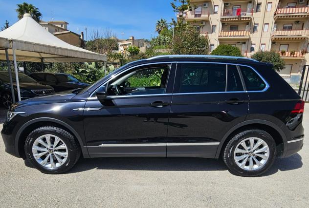 Volkswagen Tiguan 2.0 TDI 150 CV SCR DSG Elegance - Foto 4