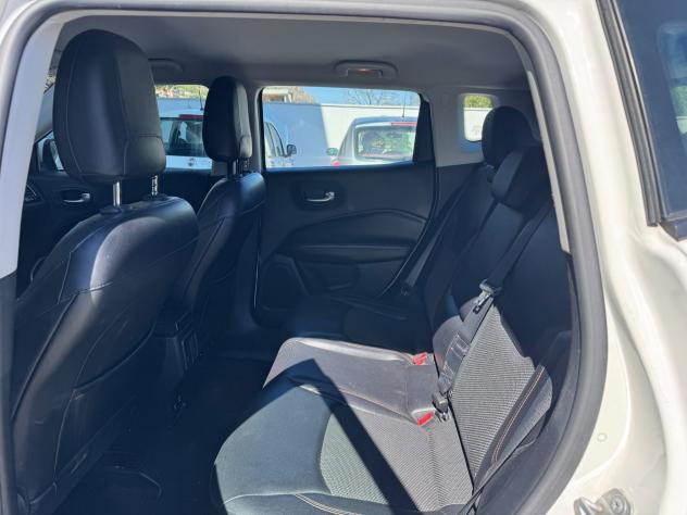 Jeep Compass 2.0 Multijet II aut. 4WD Longitude - Foto 8