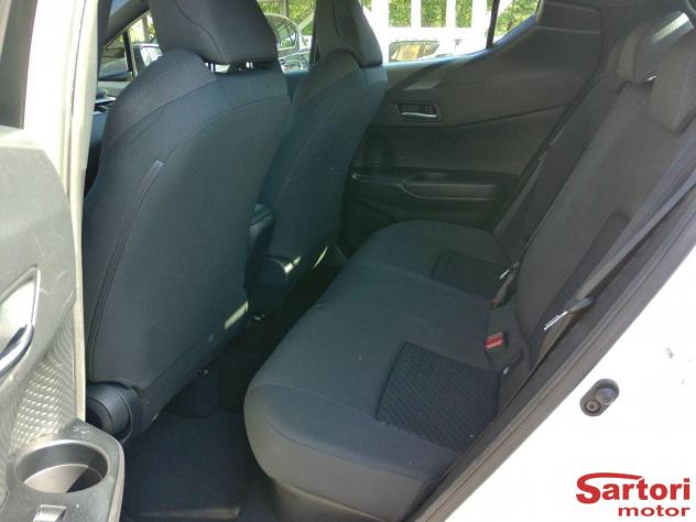 TOYOTA - C-HR - 1.8 Hybrid E-CVT Dynamic - Foto 10
