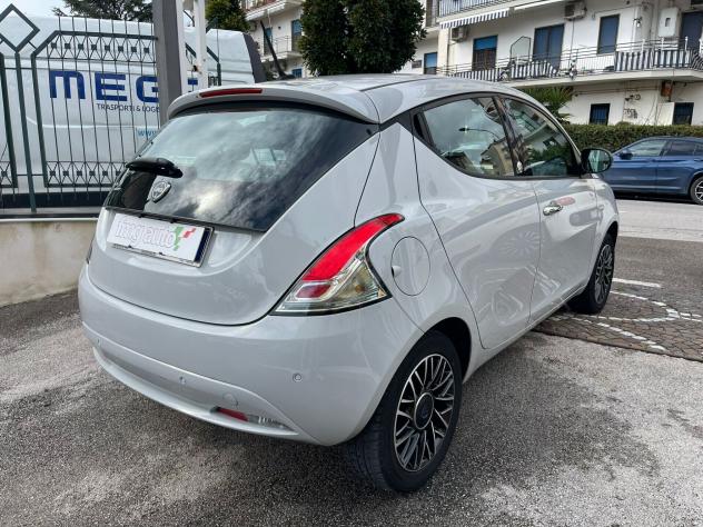 Ypsilon 1.2 69 CV 5 porte GPL Ecochic Gold - Foto 6