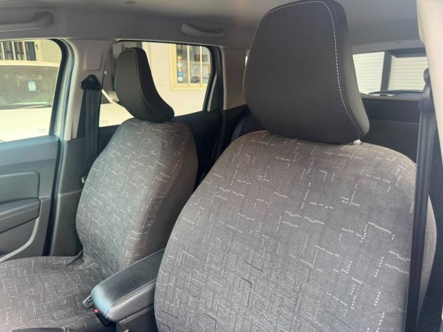 DACIA DUSTER 1.0 TCE 101 CV GPL 2022 FULL OPTIONAL - Foto 8