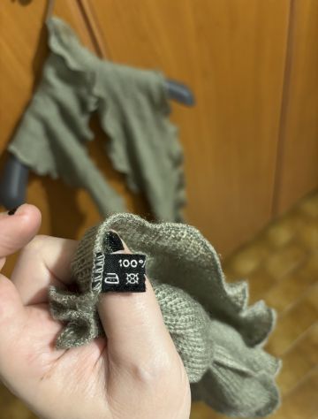 SCIARPA COME NUOVA,VINTAGE,DA DONNA,IN LANA,GRIGIO CHIARO,INTROVABILE UGUALE - Foto 7