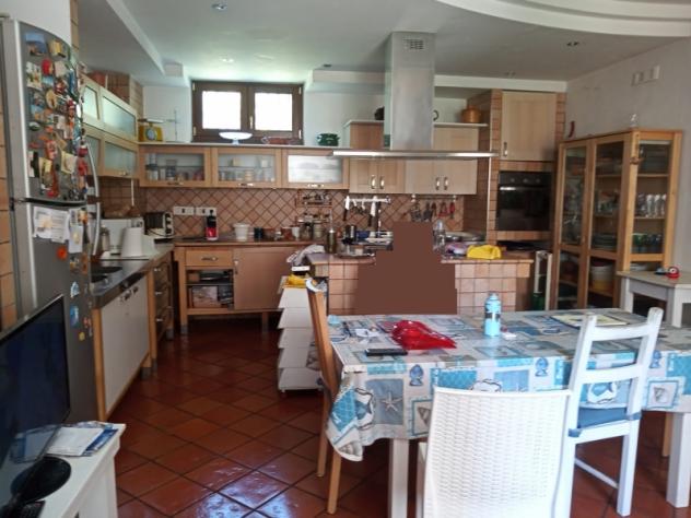 Soluzione semi-indipendente con terrazzo - Foto 6