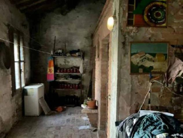 Immobile in asta di 294 m² con più di 5 locali in vendita a Suzzara - Foto 14