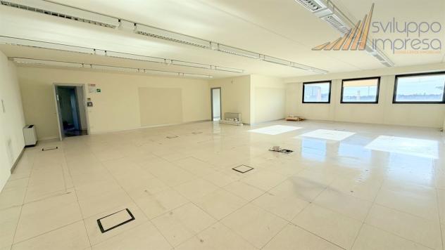 UFFICI CON MAGAZZINO IN AFFITTO A VIMERCATE - Foto 10