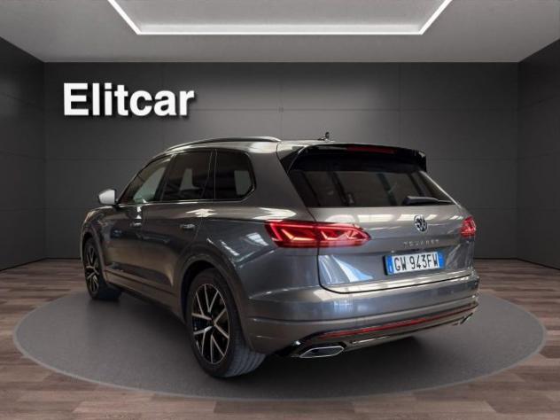 VOLKSWAGEN Touareg 3.0 V6 TDI SCR Elegance R-LINE rif. 24010287 - Foto 4