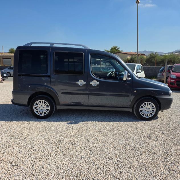 Fiat Doblo 1.9i 16V cat Malib - Foto 4