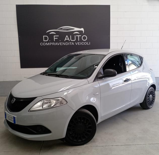 Lancia Ypsilon 1.2 69 CV 5 porte S&S Gold