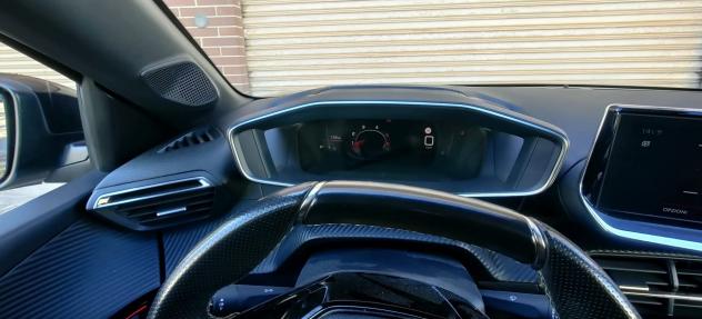 PEUGEOT 208 1.5 BlueHDI 100cv S&S Gt Line - Foto 9
