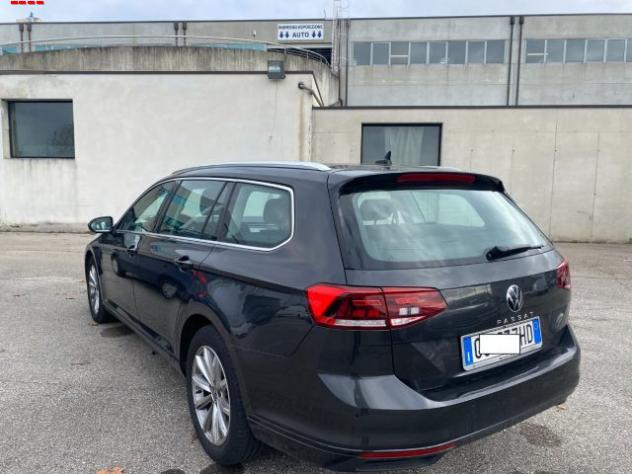 VOLKSWAGEN Passat Variant 2.0 TDI SCR EVO DSG Business x commercianti rif. 24077782 - Foto 5