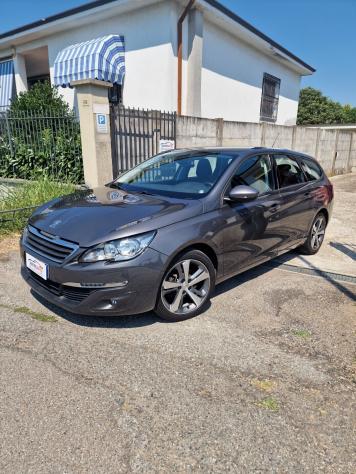 Peugeot 308 Turbo 130 S&S SW Allure distrb nuova!! - Foto 3