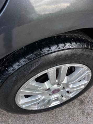 Fiat Grande Punto Easy 2013 1.2 benzina superaccessoriata - Foto 10