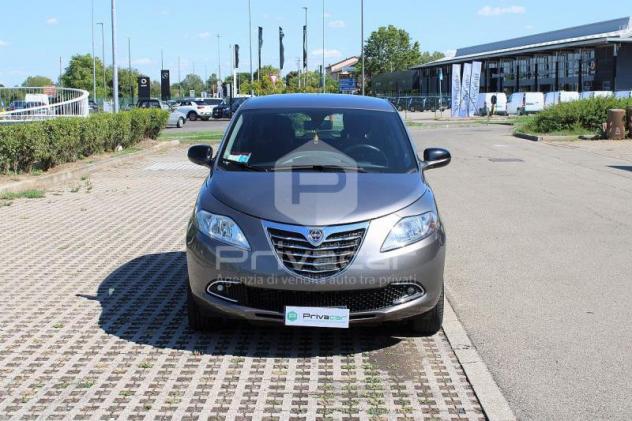 Lancia Ypsilon Ypsilon 0.9 TwinAir 85 CV 5 porte Metano Ecochic Gold - Foto 2