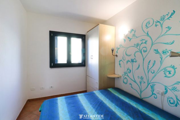 LUMINOSO BILOCALE CON PISCINA E AMPIO GIARDINO - Foto 6