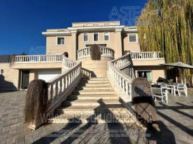 IMMOBILI-IMMOBILE RESIDENZIALE-Via Case Viti