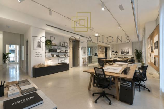 Immobile di 435 m² con più di 5 locali in affitto a Milano