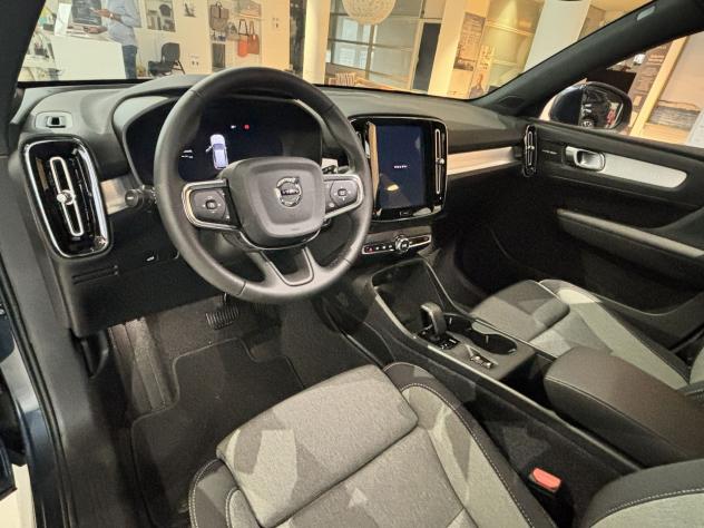 Volvo XC40 XC40 B3 automatico Core - Foto 6