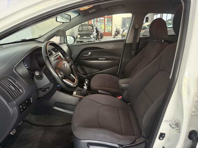 Kia Rio 1.4 CRDI ACTIVE - Foto 8