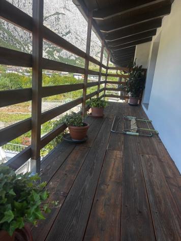 MODERNO TRILOCALE ALL'ULTIMO PIANO A PIETRAMURATA - Foto 8