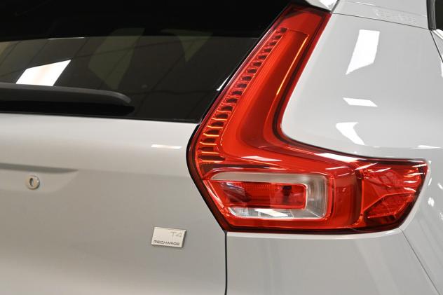 VOLVO XC40 (2017--) XC40 T4 Recharge Plug-in Hybrid Inscription Expression - Foto 9