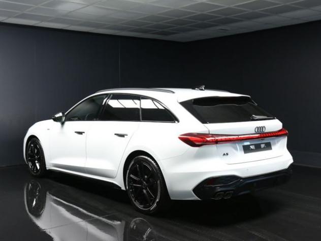 AUDI A5 Avant TDI 204CV mHEV+ S tronic S Line edition rif. 24114812 - Foto 4