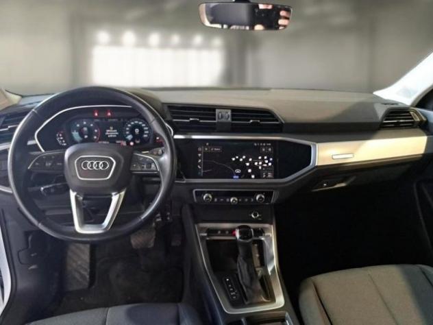 AUDI Q3 35 TDI S tronic Business rif. 24121643 - Foto 5