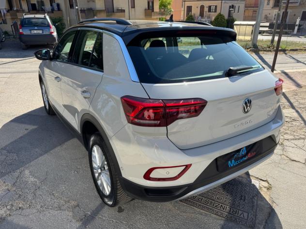 VOLKSWAGEN T-ROC 2.0 TDI 115 CV LIFE FULL IVA - Foto 9