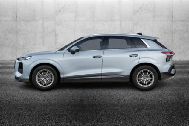AUDI Q3 TFSI 150 kW S tronic quattro Business rif. 23757663 - Foto 3