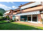 VILLA A SCHIERA CON INGRESSI INDIPENDENTI