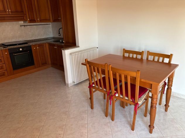 SESTU VILLAGGIO ATENEO - TRIVANO CON CANTINA E POSTO AUTO - Foto 4