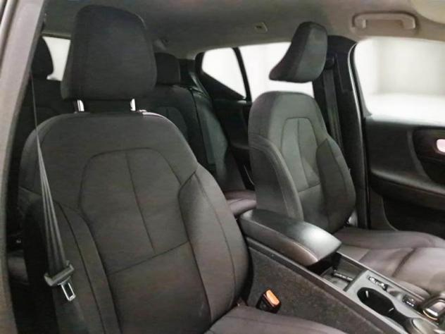 Volvo XC40 Recharge T4 129+82 CV Plug-in Hybrid Automatica Recharge Inscription Expression - Foto 7