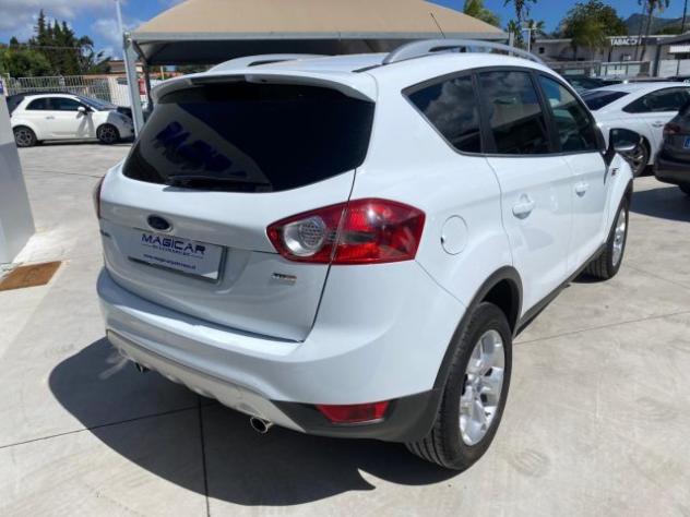FORD Kuga 2.0 TDCi 136 CV 2WD Titanium DPF rif. 23686564 - Foto 4